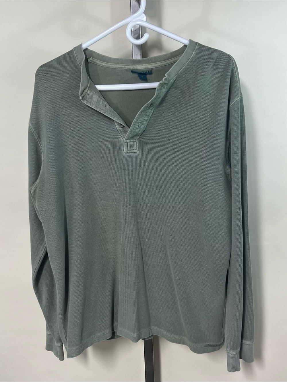 Breakwater Men’s Medium Green Thermal Waffle Knit Henley Long Sleeve Shirt